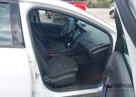 2018 Ford Focus S from USA, damaged, VIN 1FADP3E28JL225846